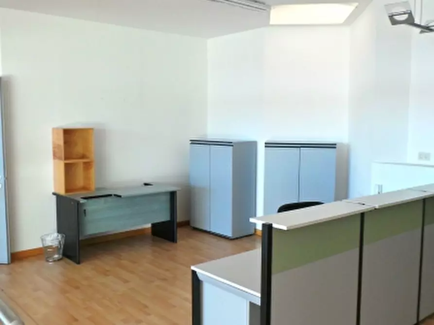 Immagine 3 di Ufficio in affitto  a Tavagnacco