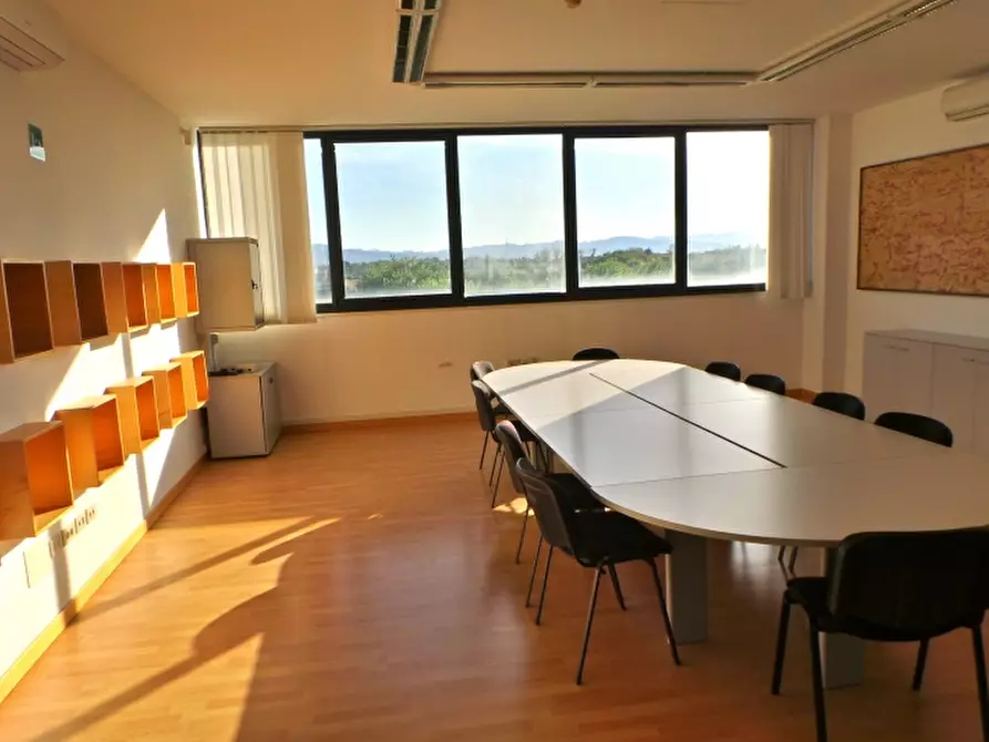 Immagine 1 di Ufficio in affitto  a Tavagnacco