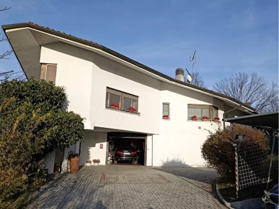 Immagine 3 di Villa in vendita  a Buja