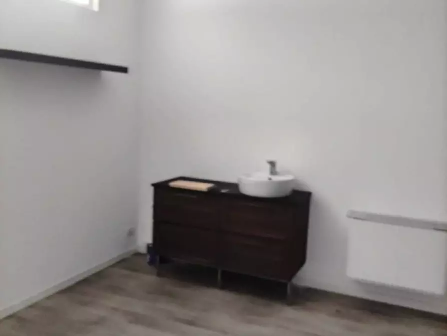 Immagine 6 di Negozio in vendita  a Tarcento