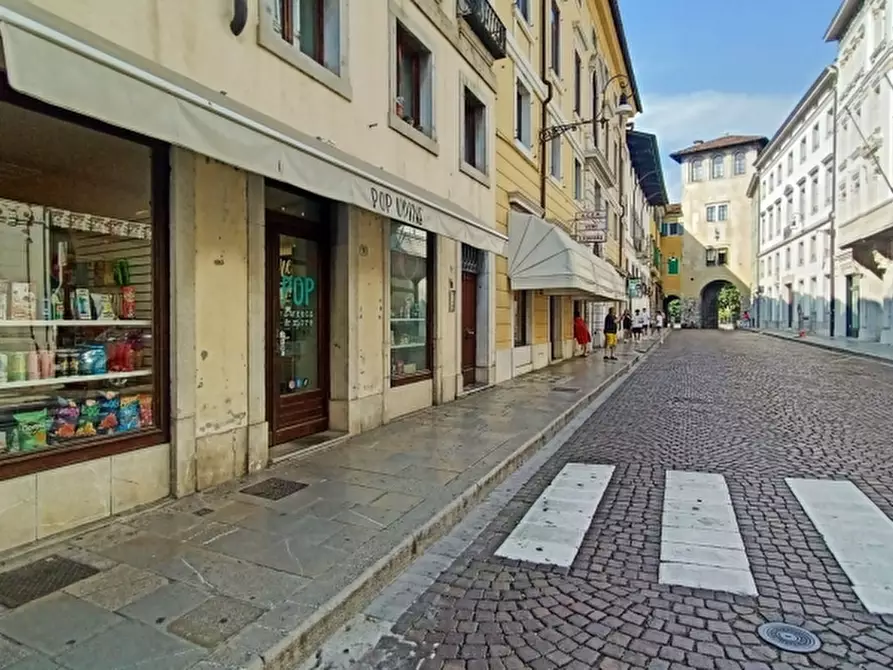 Immagine 2 di Licenza in vendita  a Udine