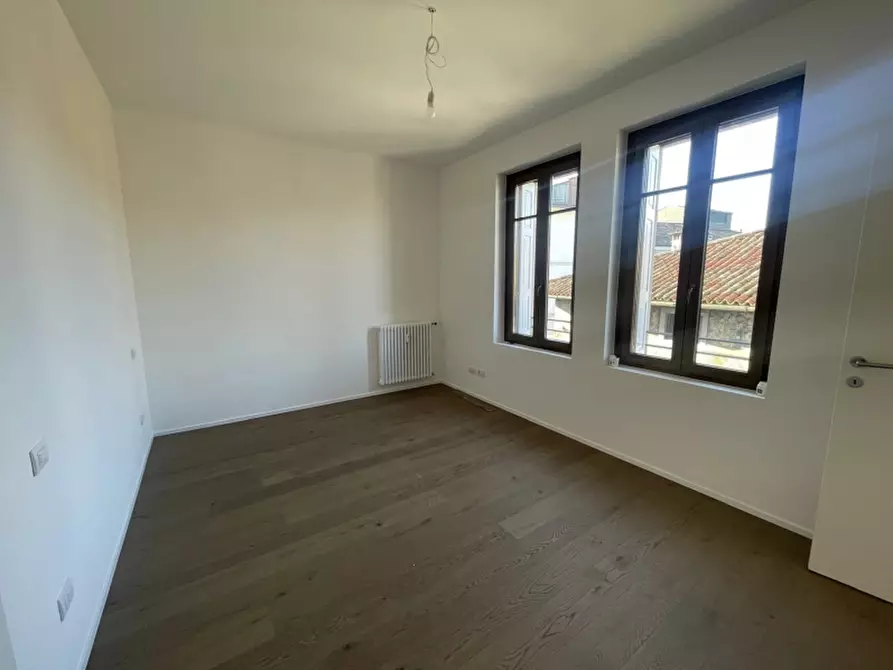 Immagine 6 di Appartamento in vendita  a Udine