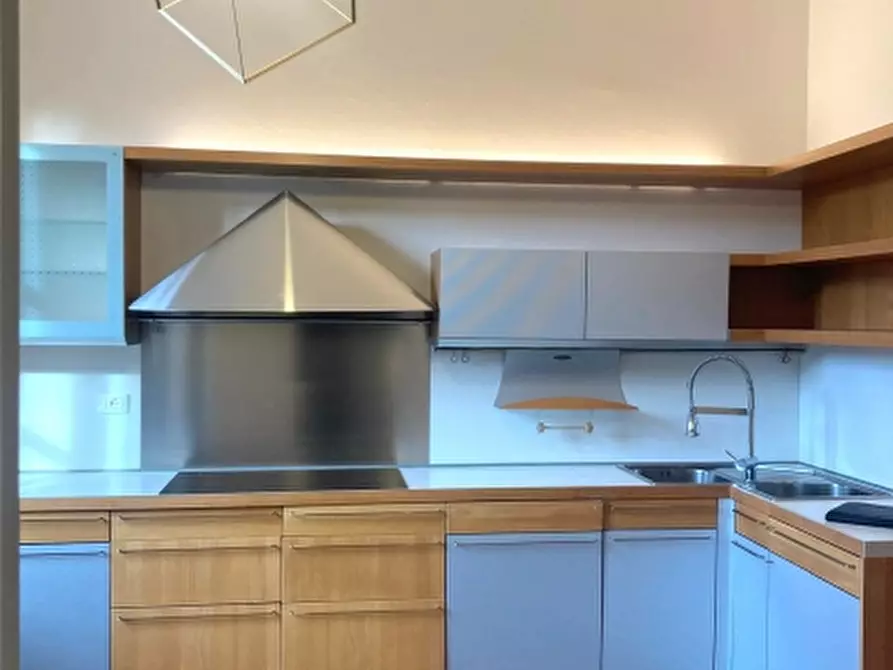 Immagine 4 di Appartamento in vendita  a Udine