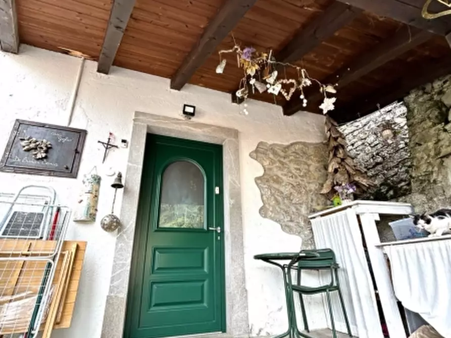 Immagine 2 di Casa indipendente in vendita  a Taipana