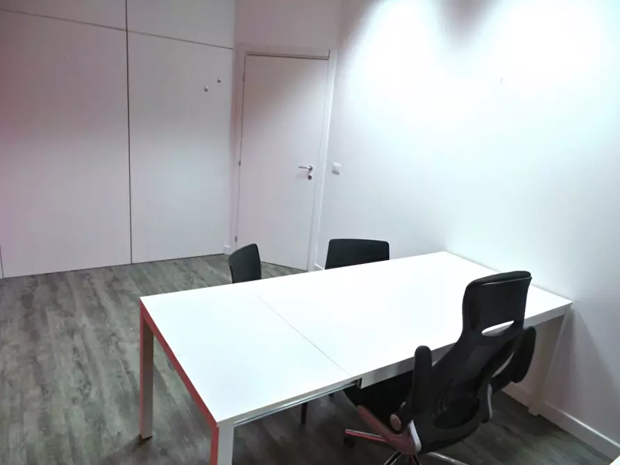 Immagine 2 di Ufficio in affitto  a Tavagnacco