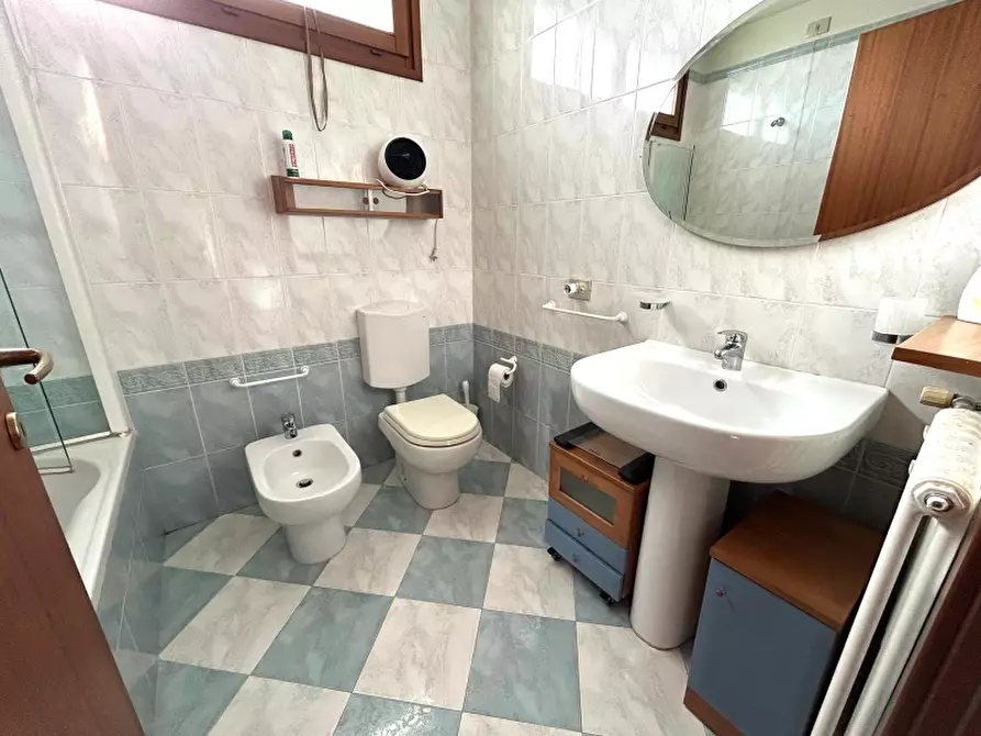 Immagine 16 di Appartamento in vendita  a Udine