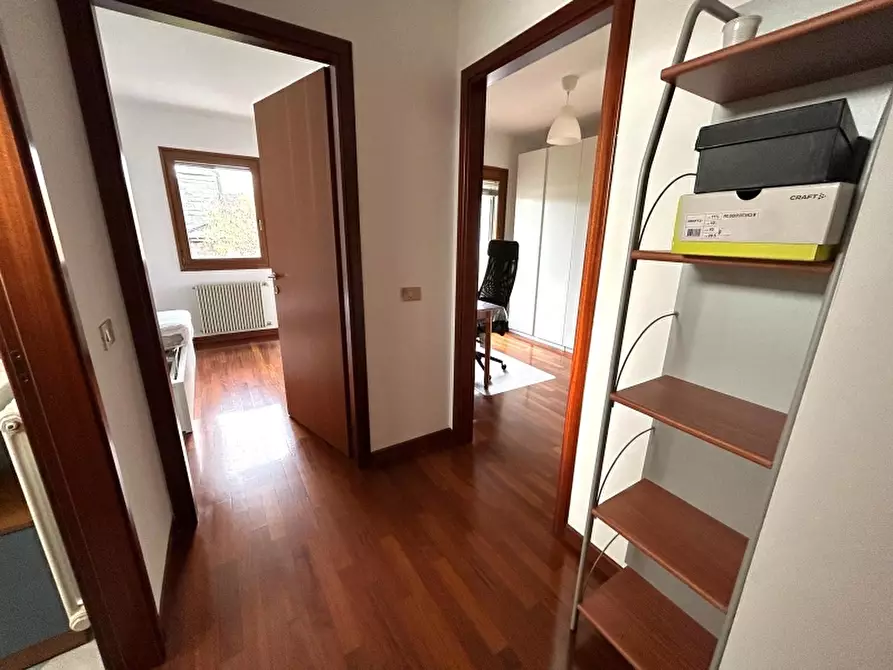 Immagine 13 di Appartamento in vendita  a Udine