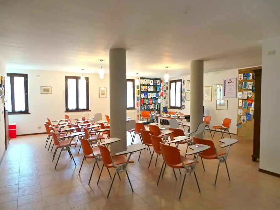 Immagine 1 di Ufficio in affitto  a Cividale Del Friuli