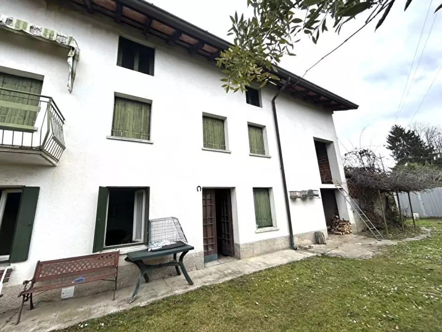 Immagine 2 di Porzione di casa in vendita  a Cassacco