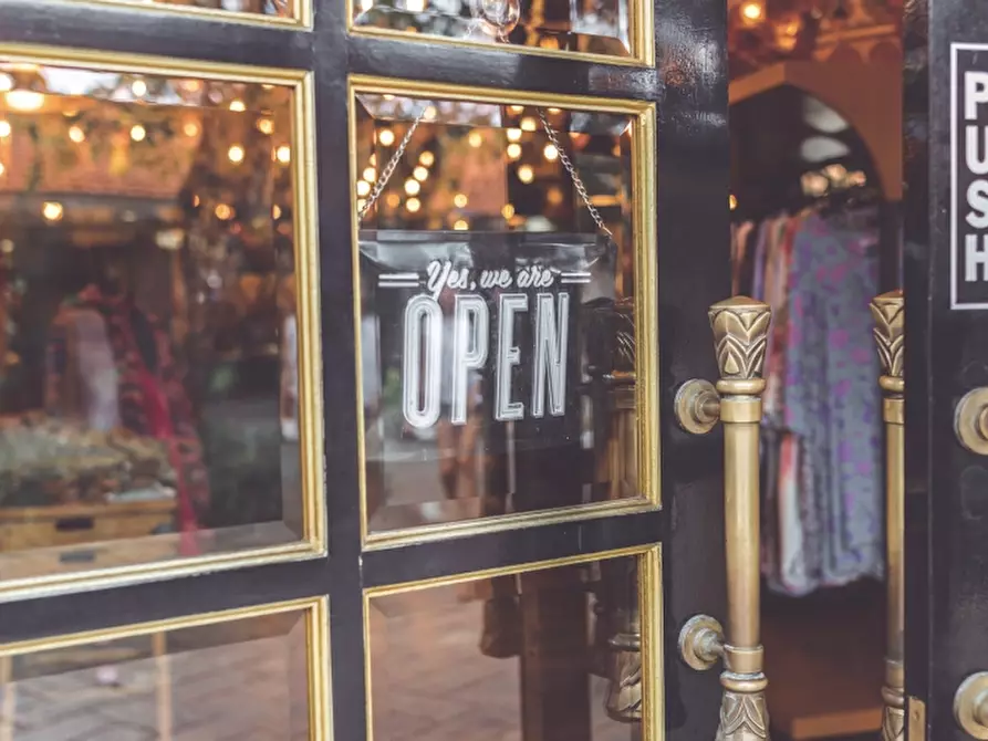 Immagine 1 di Negozio in affitto  a Udine