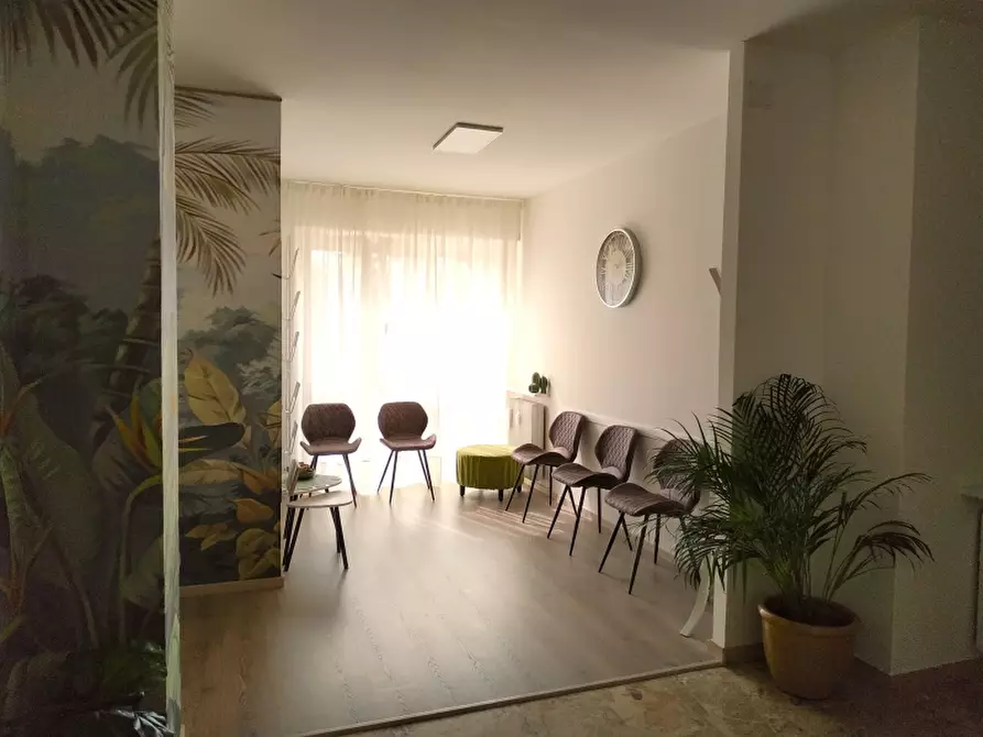 Immagine 2 di Ufficio in affitto  a Udine