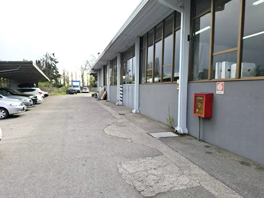 Immagine 34 di Capannone industriale in vendita  a Tricesimo