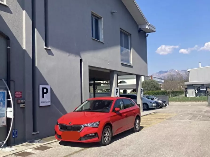 Immagine 33 di Capannone industriale in vendita  a Tricesimo