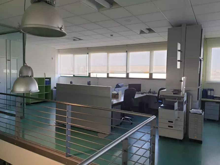 Immagine 6 di Ufficio in affitto  a Martignacco