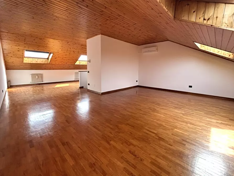 Immagine 18 di Villetta a schiera in vendita  a Udine