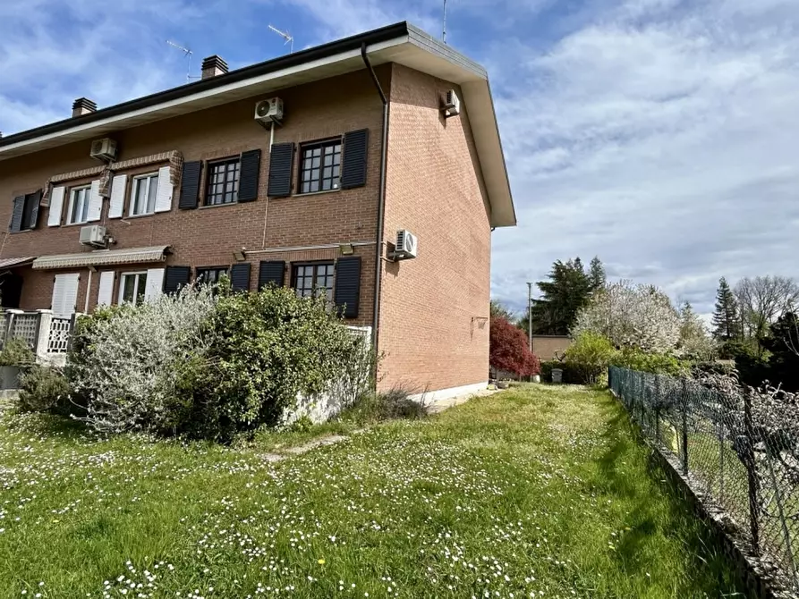 Immagine 23 di Villetta a schiera in vendita  a Udine