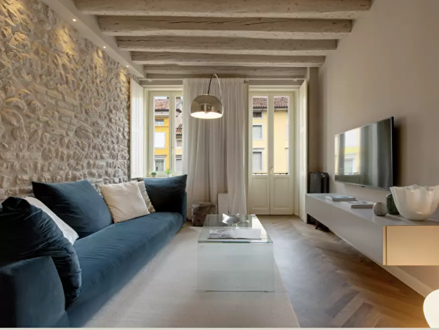 Immagine 1 di Appartamento in affitto  a Udine