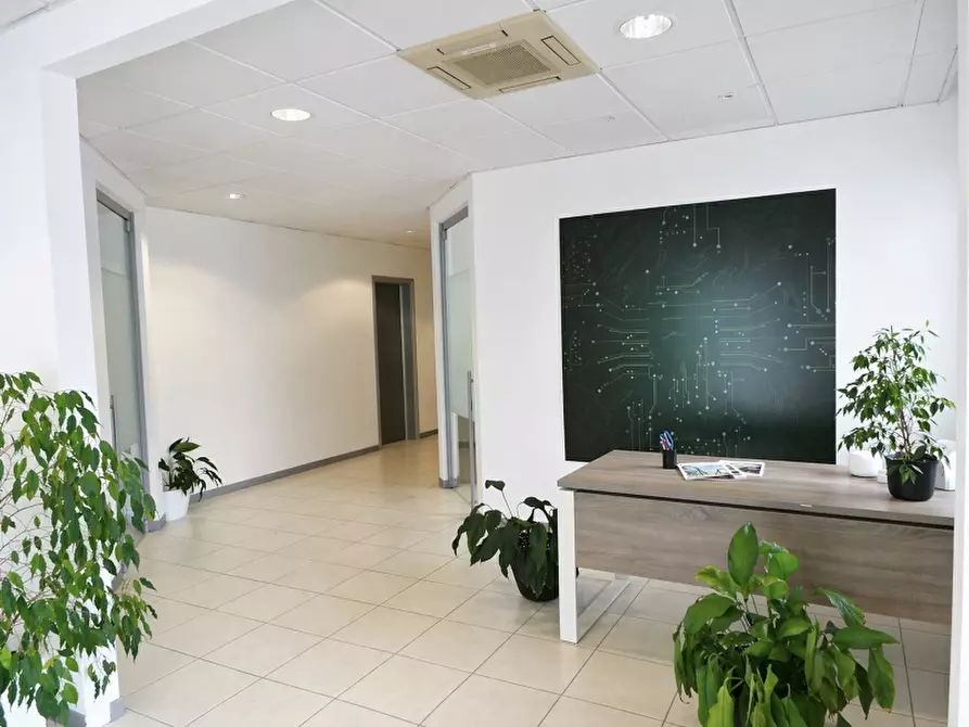 Immagine 1 di Ufficio in affitto  a Buja