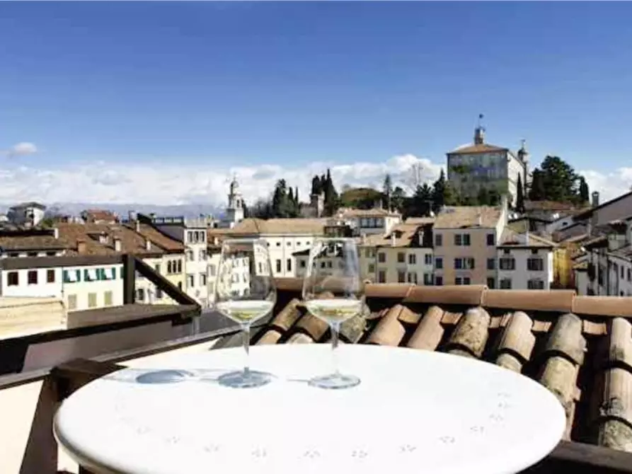 Immagine 1 di Appartamento in affitto  a Udine