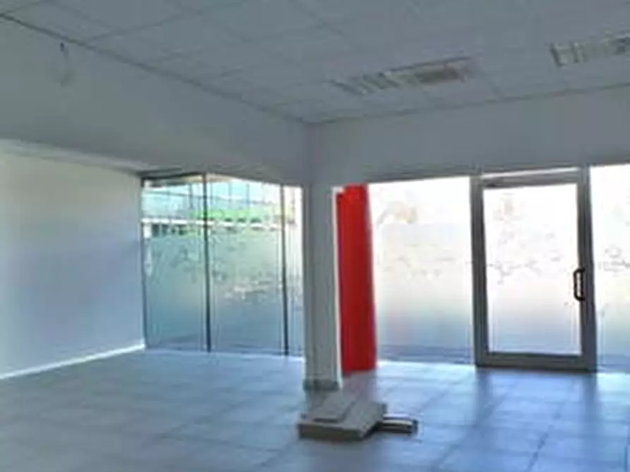 Immagine 1 di Ufficio in affitto  a Tavagnacco