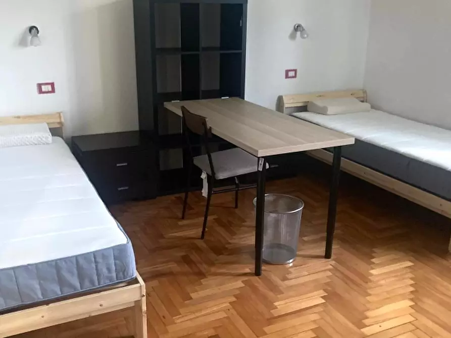 Immagine 1 di Stanza singola in affitto  in Via del Pioppo a Udine
