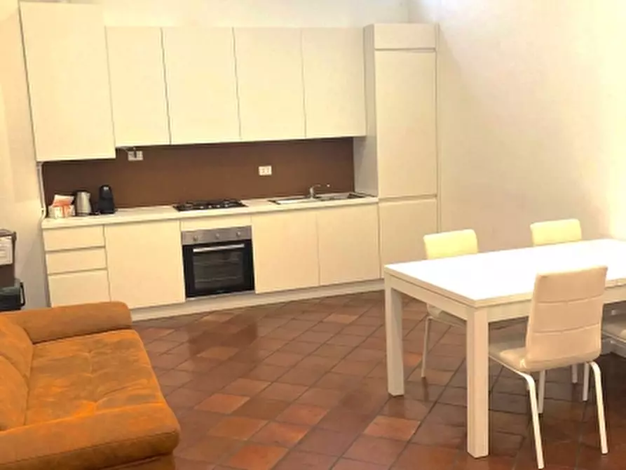 Immagine 1 di Appartamento in affitto  a Udine