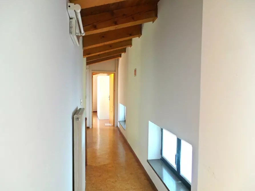 Immagine 10 di Appartamento in vendita  a Udine
