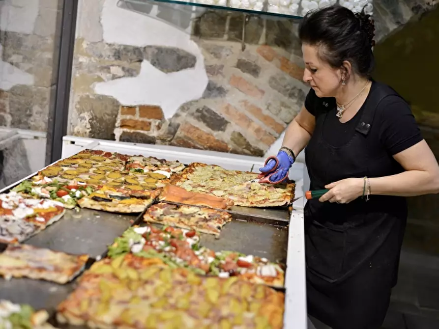 Immagine 1 di Attività commerciale in vendita  in Viale Tricesimo a Udine