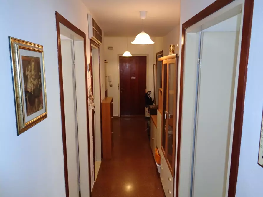 Immagine 4 di Stanza singola in affitto  a Udine