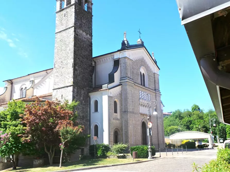 Immagine 19 di Locale commerciale in vendita  a Cassacco