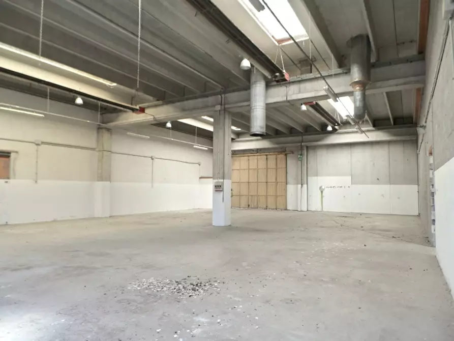 Immagine 7 di Capannone industriale in vendita  in Strada di Salt a Remanzacco