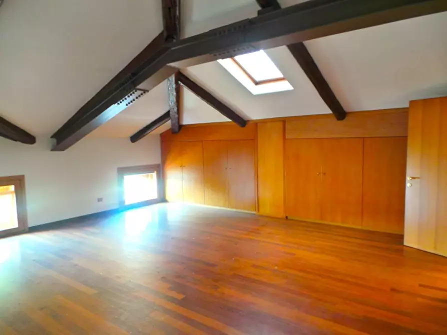 Immagine 11 di Ufficio in affitto  in Via Carducci 44 a Udine