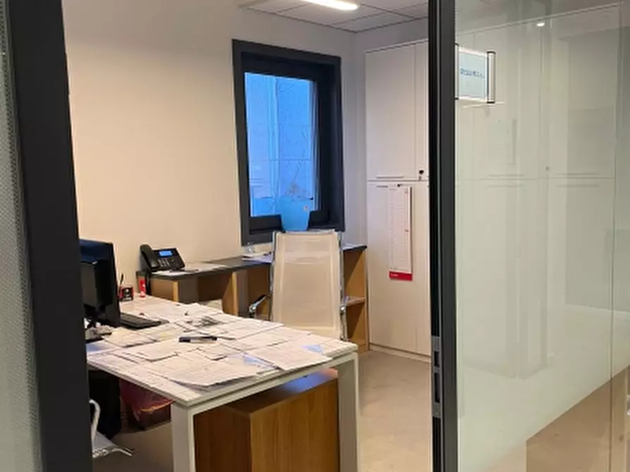 Immagine 3 di Ufficio in vendita  a Tavagnacco