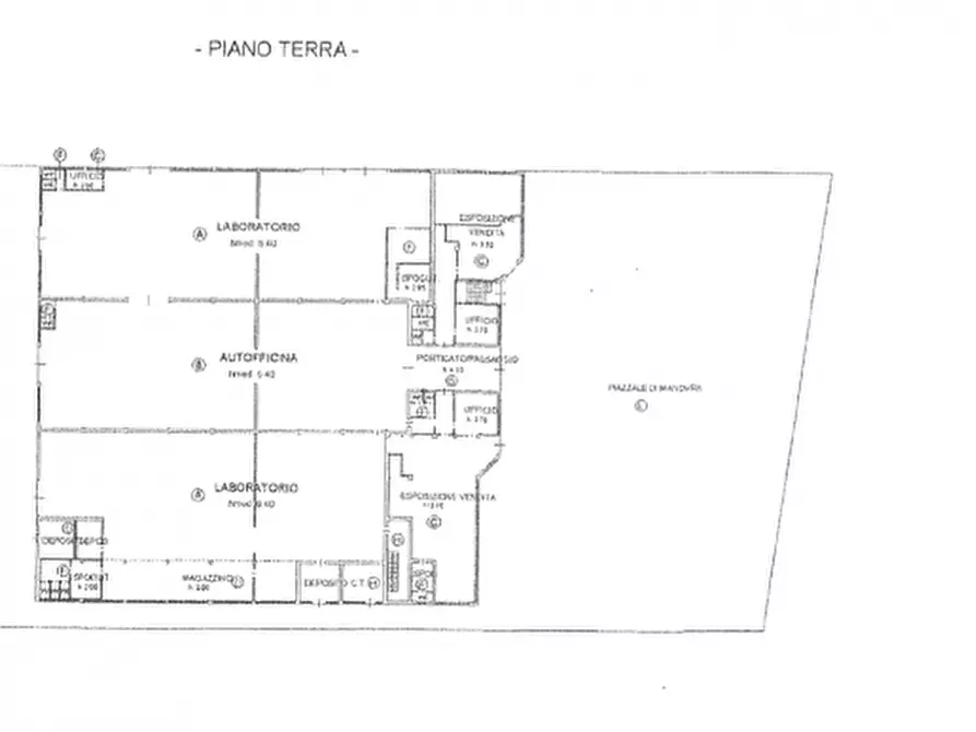 Immagine 9 di Capannone industriale in vendita  a Codroipo