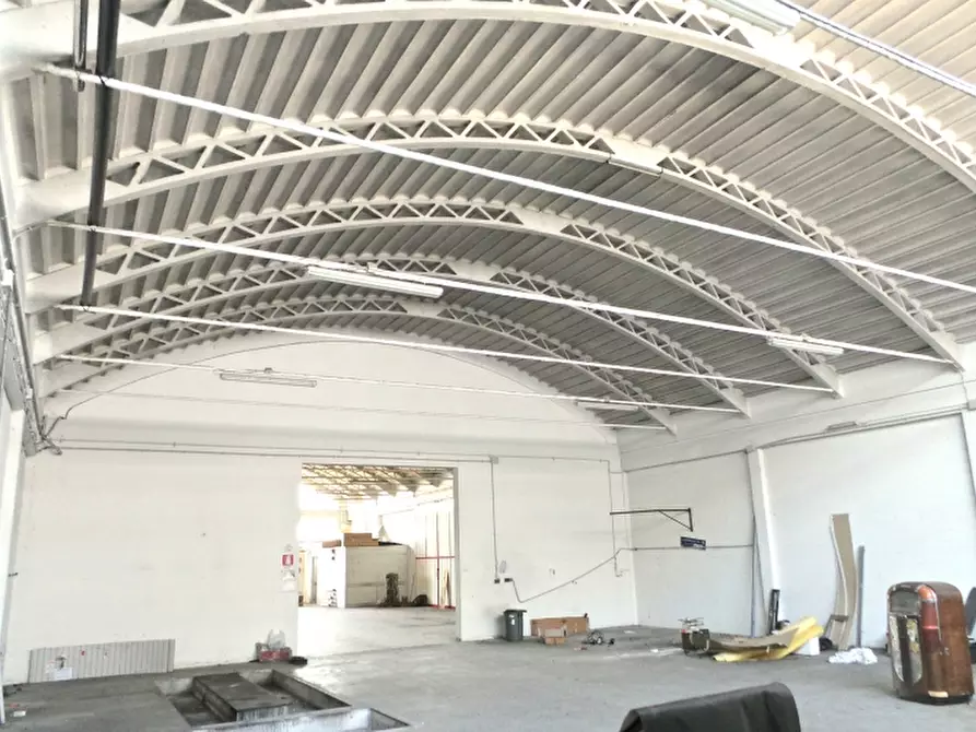 Immagine 1 di Capannone industriale in vendita  a Codroipo