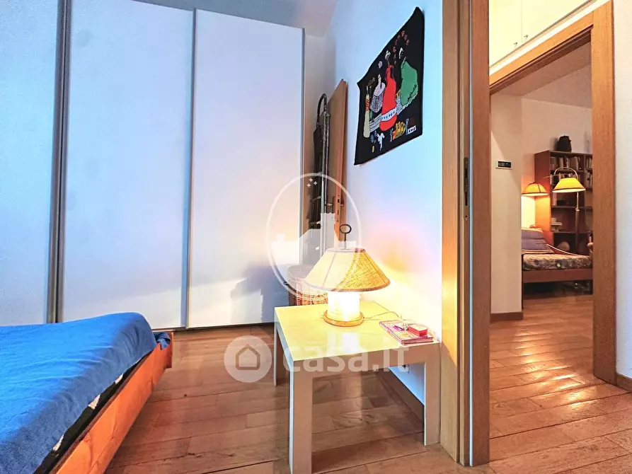 Immagine 13 di Appartamento in vendita  in Via Piero della Francesca a Milano