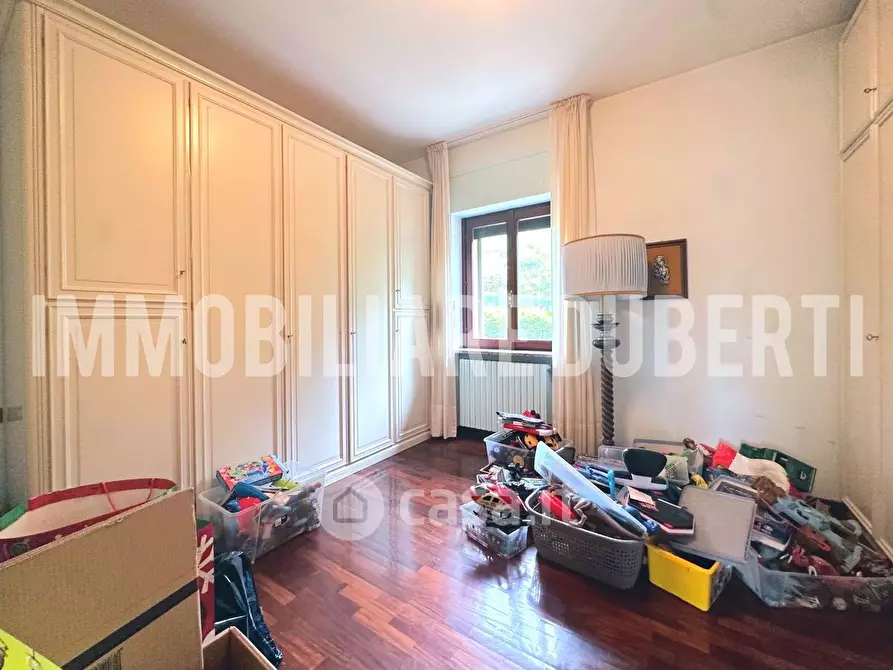 Immagine 17 di Villa in vendita  in Via dei Boderi 10 a Varese