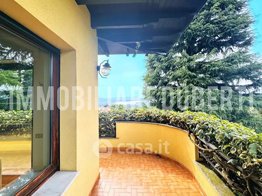 Immagine 22 di Villa in vendita  in Via dei Boderi 10 a Varese