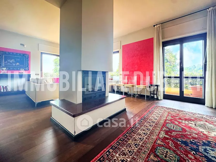 Immagine 8 di Villa in vendita  in Via dei Boderi 10 a Varese