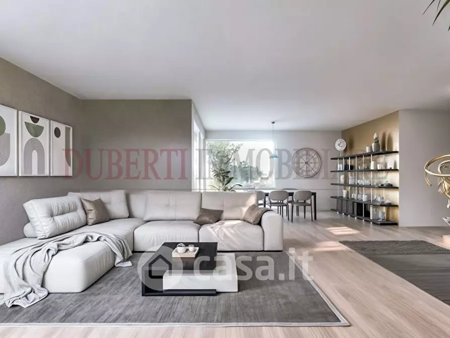 Immagine 4 di Villa in vendita  in Via Montello a Varese