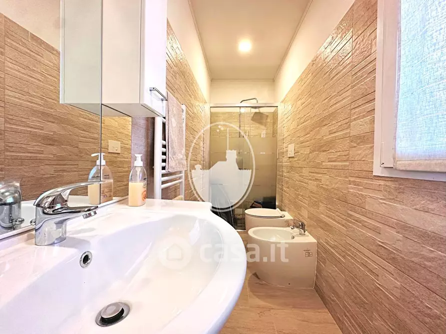 Immagine 15 di Villa in vendita  in Via Armino a Gavirate