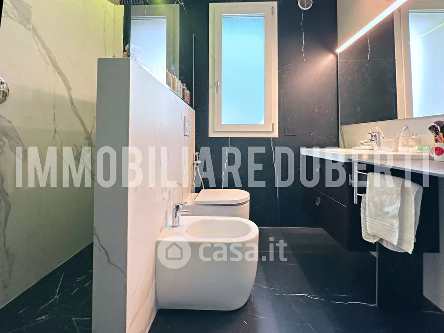 Immagine 13 di Villa in vendita  in Via Peppino Rossi a Gavirate