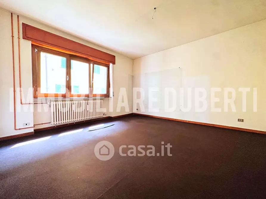 Immagine 13 di Attività commerciale in vendita  in Piazza del Podestà a Varese