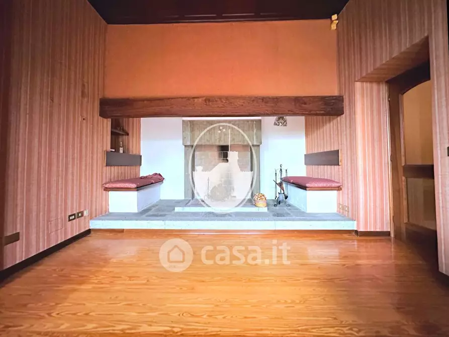 Immagine 11 di Villa in vendita  in Via Selvapiana a Varese