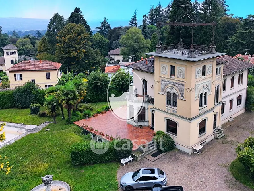 Immagine 2 di Villa in vendita  in Via Selvapiana a Varese