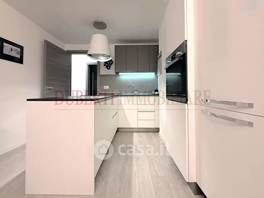 Immagine 4 di Appartamento in vendita  in Via Felice Cavallotti a Varese