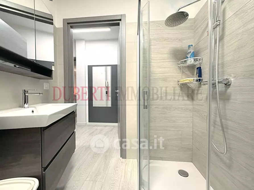 Immagine 8 di Appartamento in vendita  in Via Felice Cavallotti a Varese