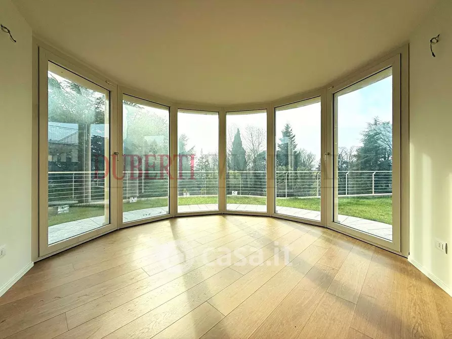 Immagine 13 di Villa in vendita  in Via Torquato Tasso 5 a Varese