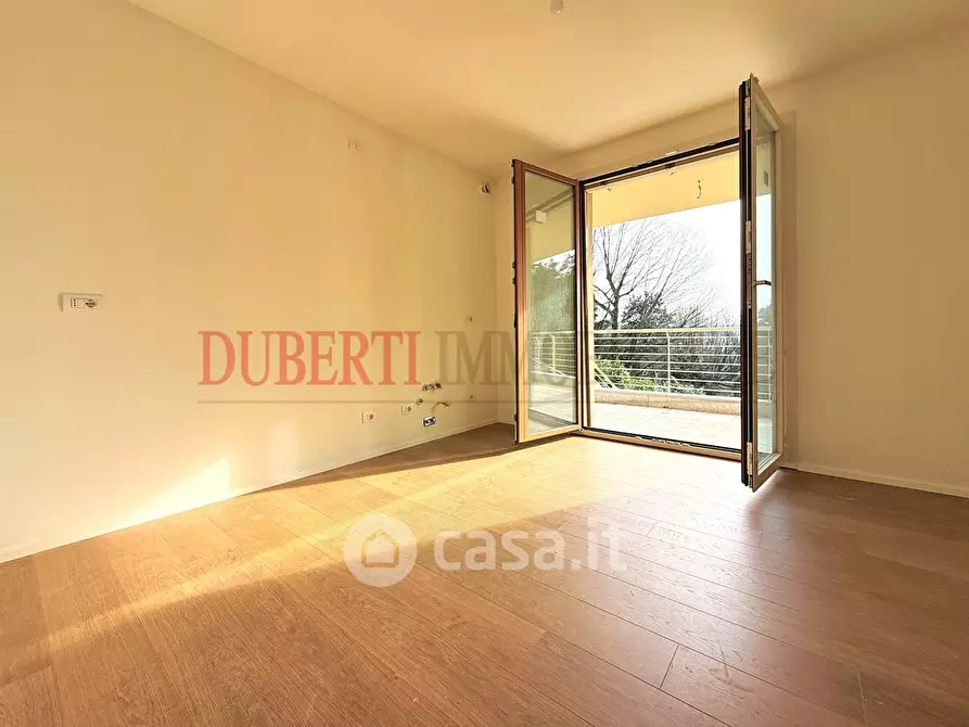 Immagine 23 di Villa in vendita  in Via Torquato Tasso 5 a Varese