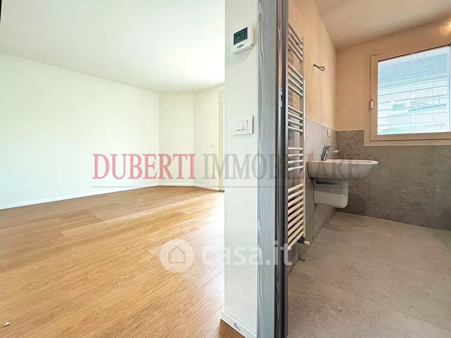 Immagine 24 di Villa in vendita  in Via Torquato Tasso 5 a Varese